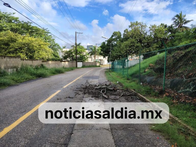 Riesgo en bajadas del Chairel: lluvias provocan desgajamiento y bloquean acceso a 350 familias