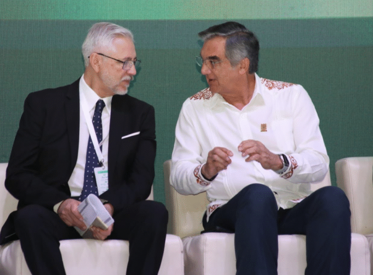 Inaugura Américo la 5ª edición del México Carbon Forum en Tampico
