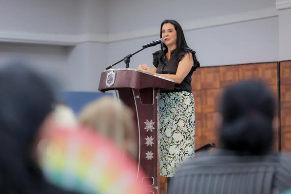 Mónica Villarreal encabeza entrega de despensas a sectores vulnerables