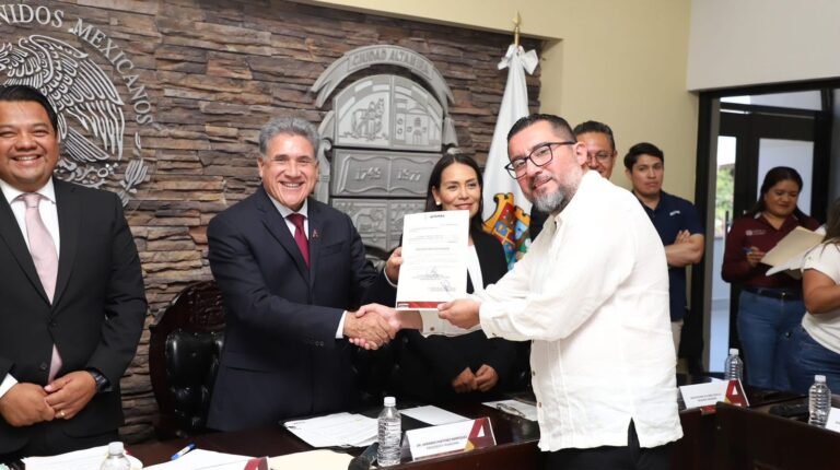 Realiza Armando Martínez importantes cambios en la estructura del Gobierno Municipal