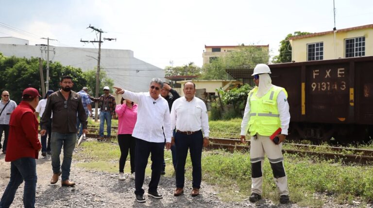 Atiende Ferromex llamado de Armando Martínez para mantenimiento del derecho de vía