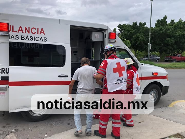 Auxilian a adulto mayor tras posible agresión en la colonia Mainero