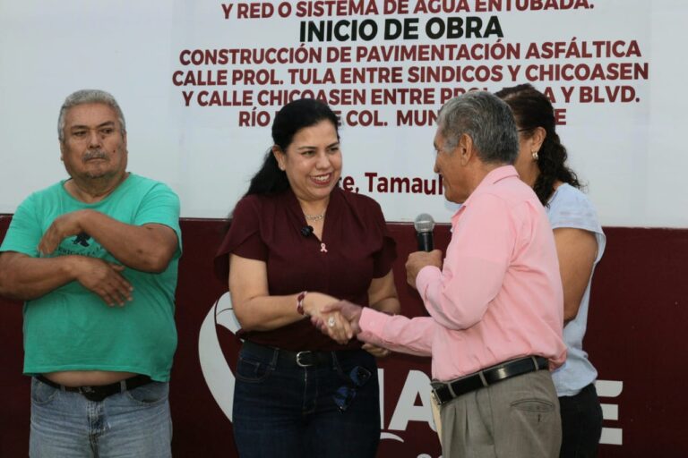 Impulsa Patty Chío construcciónde circuitos viales en colonia