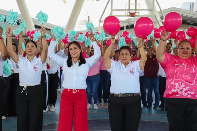 Realiza SST «Caravana Rosa»