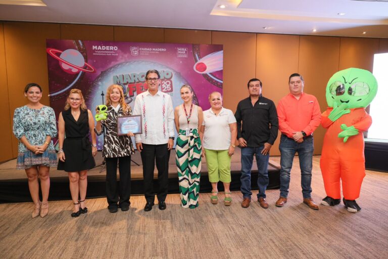 Se consolida Marciano Fest 2025 con ciclo de conferencias en playa Miramar