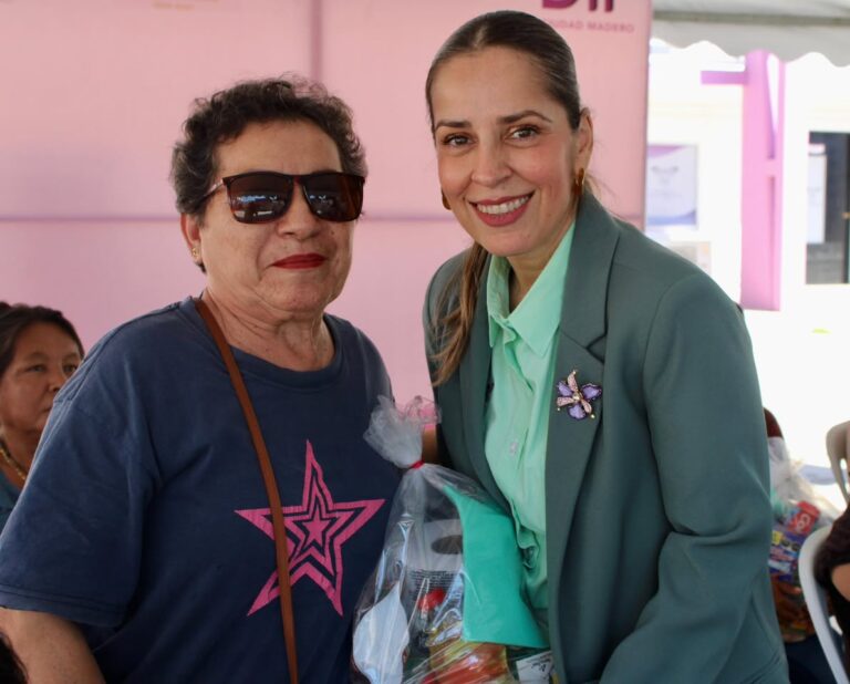 REFUERZA DUNIA MARÓN APOYO ALIMENTARIO A FAMILIAS MADERENSES