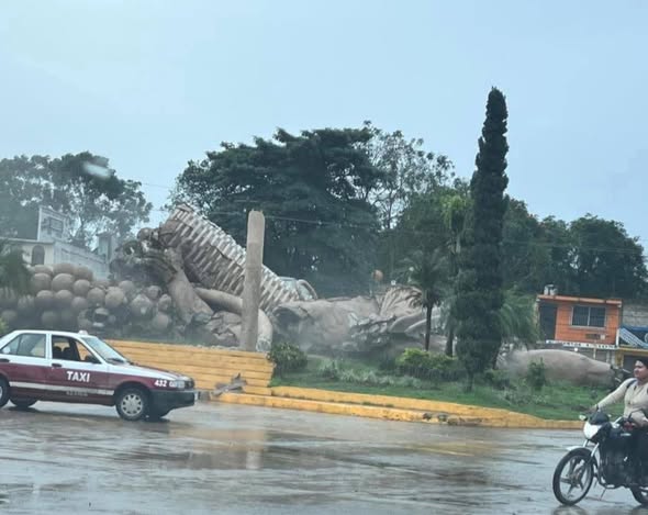 Ni la naranja aguantó: se vino abajo El Colotero en Álamo