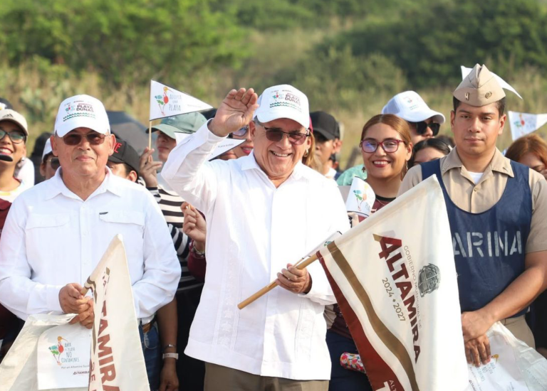 Encabeza Armando Martínez jornada de preservación de playa Dunas Doradas