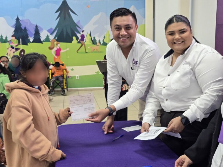 Entrega Sistema DIF en Tampico Becas «Inclusión Tamaulipas» a Menores con Discapacidad
