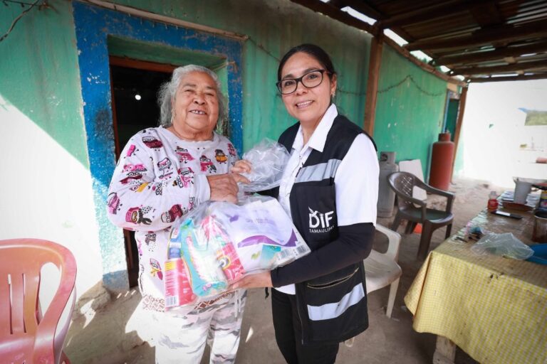 Entrega DIF Tamaulipas canastas alimentarias a población de atención prioritaria ante las bajas temperaturas*