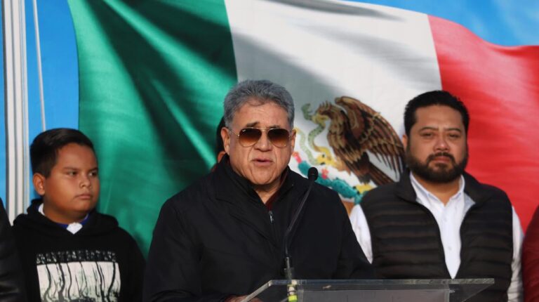 Armando Martínez se posiciona entre los 10 alcaldes mejor evaluados del país