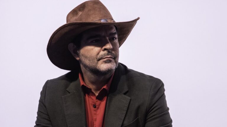 Pablo Montero sufre accidente antes de su presentación en “Perfume de Gardenia”; aclara lo ocurrido