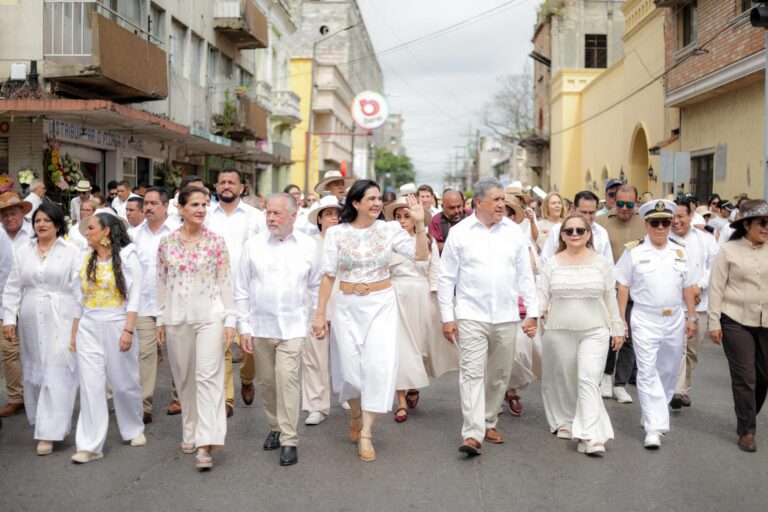 ampico está de Fiesta; Preside Mónica Villarreal Conmemoración del 203 Aniversario de Transformación y Orgullo