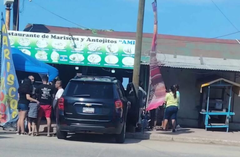 Niña al volante desata el terror en Playa Miramar!