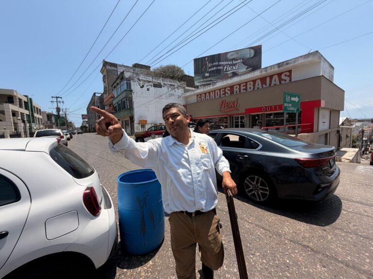 Ciudadano Bloquea calle en Tampico para Exigir Atención de la Fiscalía
