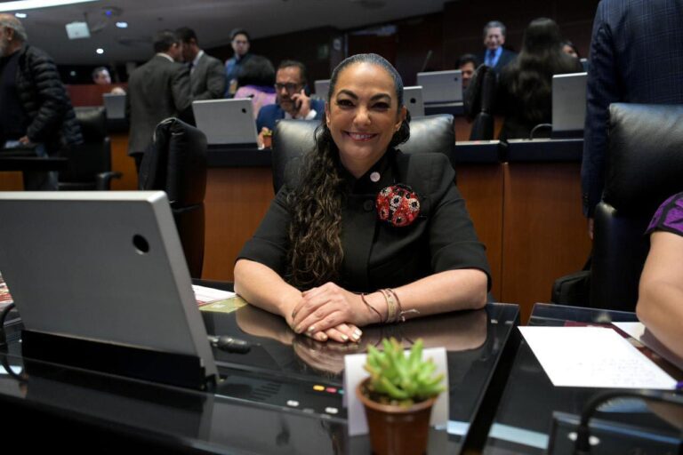 Senadora Olga Sosa presenta iniciativas en materia de accesibilidad cultural y aprovechamiento de libros de texto gratuitos*