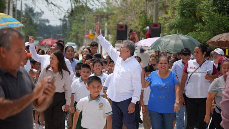 Aplica gobierno de Armando Martínez 500 millones de pesos en obra pública
