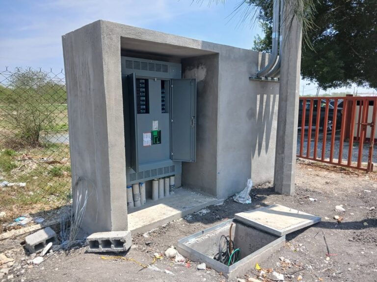 Fortalece Gobierno del Estado infraestructura eléctrica en escuelas de Tamaulipas*