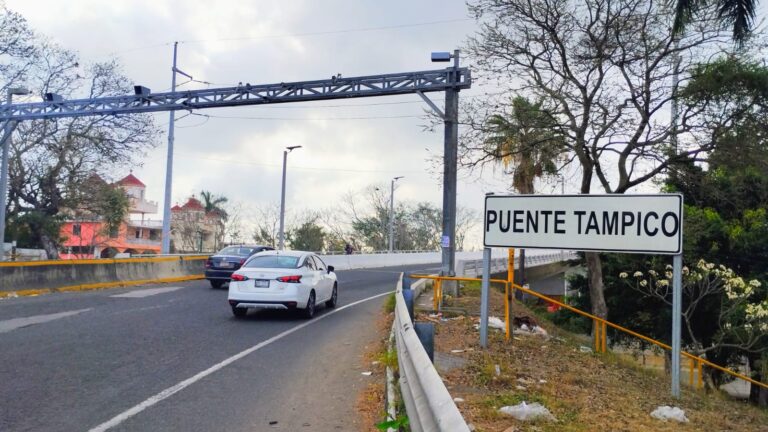 Presenta regidor denuncia ante CAPUFE por abandono del Puente Tampico