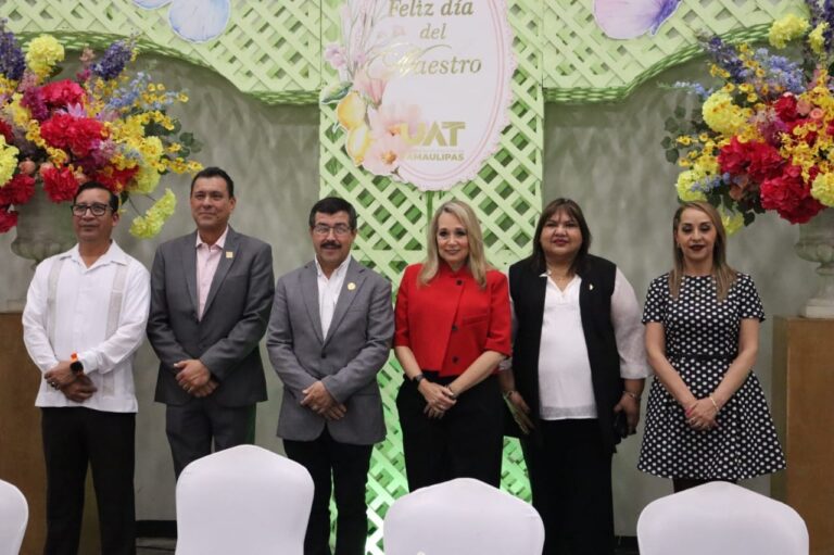 Reconoce Dámaso Anaya labor docente como pilar en la transformación de la UAT