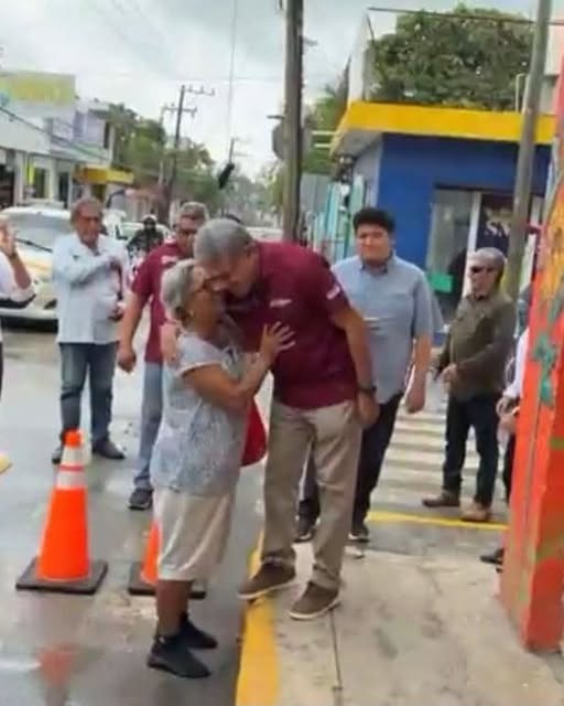 Continuará Gobierno de Altamira mejoramiento de banquetas en la zona centro