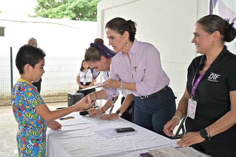 Entrega DIF Tampico Beca «Esperaza de Tamaulipas » a Menores del Programa PANNARTI