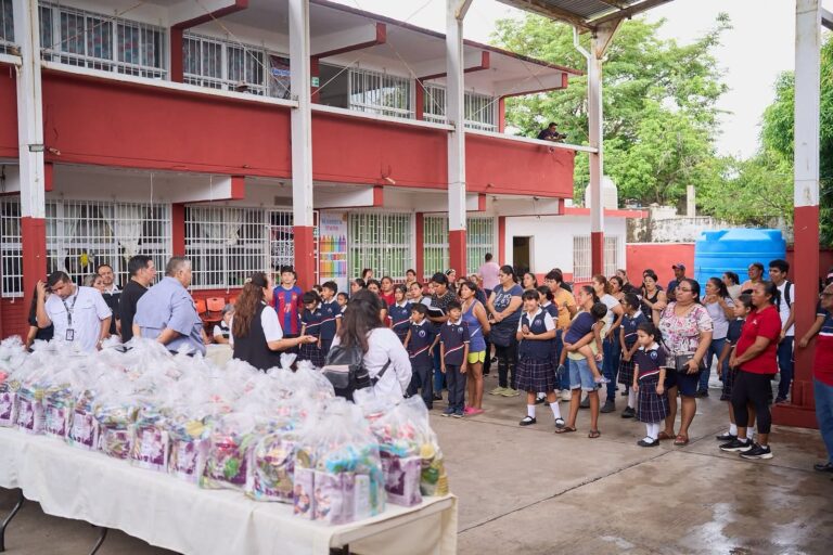 Entrega DIF Tamaulipas dotaciones para que estudiantes continúen con sus desayunos escolares en vacaciones*