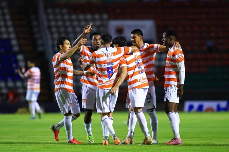 PROTAGONIZA CORRECAMINOS ESPECTACULAR EMPATE EN ZACATECAS
