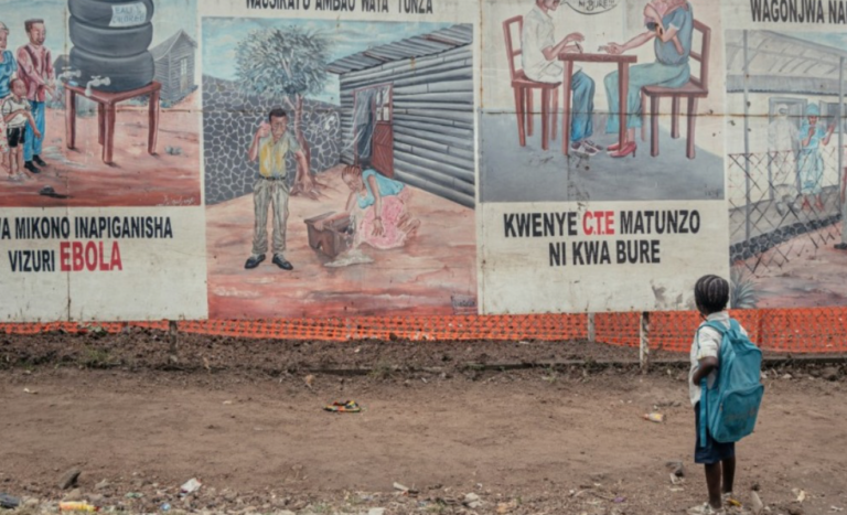 Brote de ébola en el Congo supera los 400 muertos, confirma la OMS