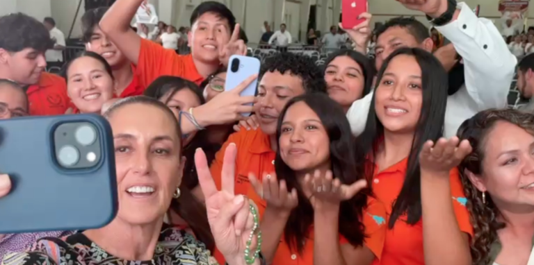 Reconoce Claudia Sheinbaum a la UAT durante su visita a Ciudad Victoria